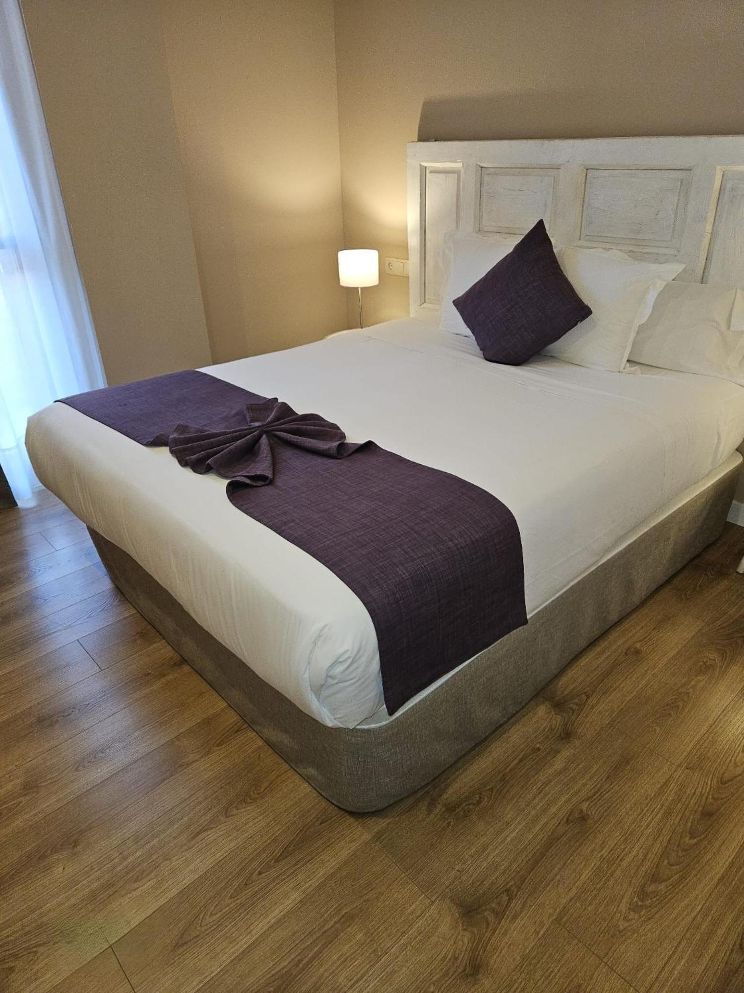 Dauria Suites Ha Soria Exterior photo